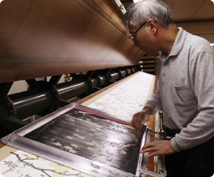 京友禅工房「京都の一流職人たちの手で染め上げる“美”のきもの」